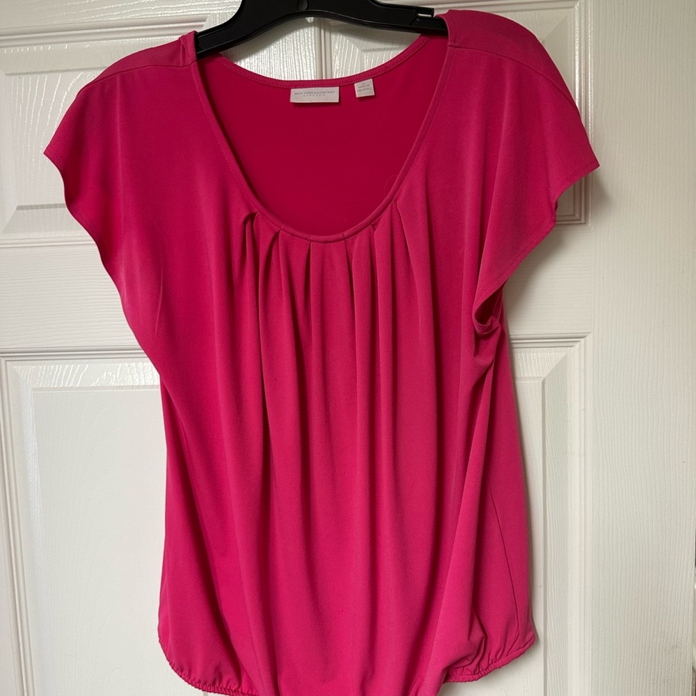 Women's Pink Top